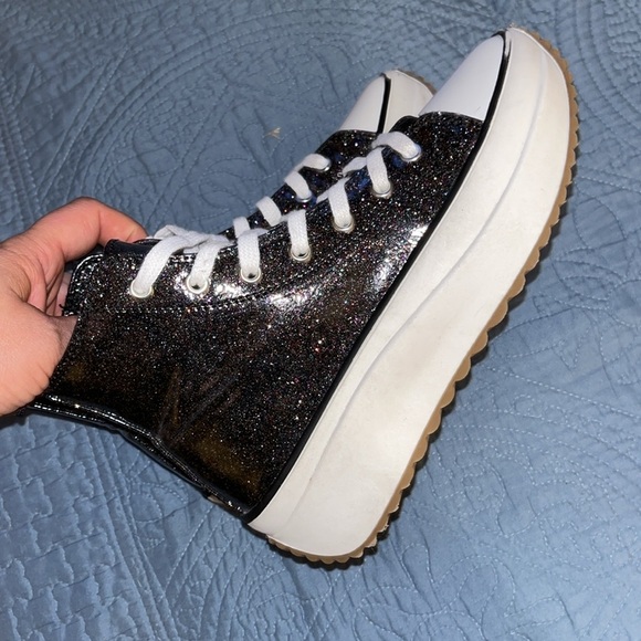 STEVE MADDEN WINNONA PLATFORM HIGH-TOP SNEAKER - KIDS' size 2 - Picture 5 of 10